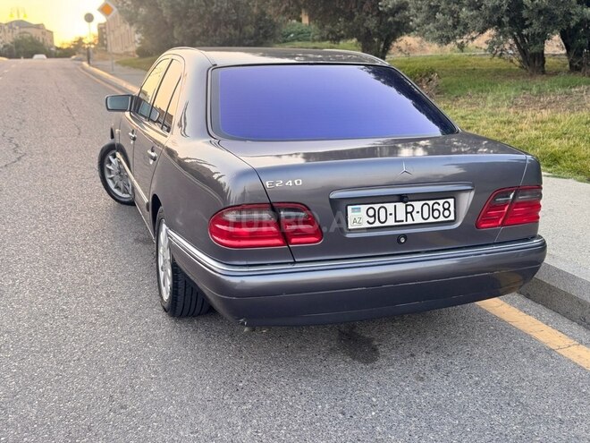 Mercedes E 240 1997, 473,000 km - 2.4 l - Bakı