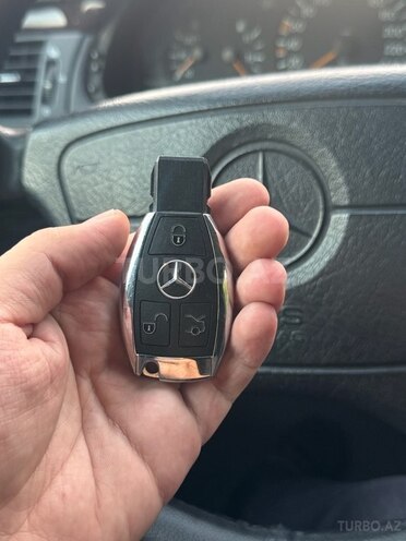 Mercedes E 240 1997, 473,000 km - 2.4 l - Bakı