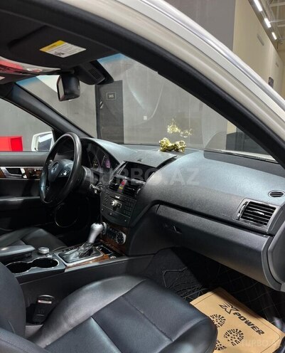 Mercedes C 300 2011, 190,190 km - 3.0 l - Sumqayıt