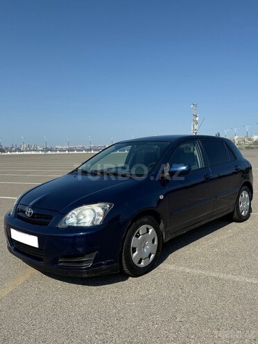 Toyota Corolla 2005, 275,000 km - 1.4 l - Bakı