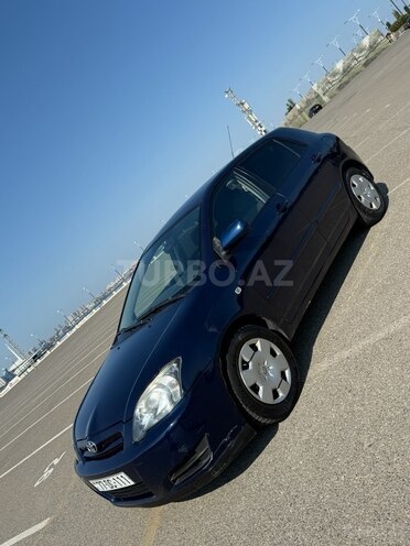 Toyota Corolla 2005, 275,000 km - 1.4 l - Bakı