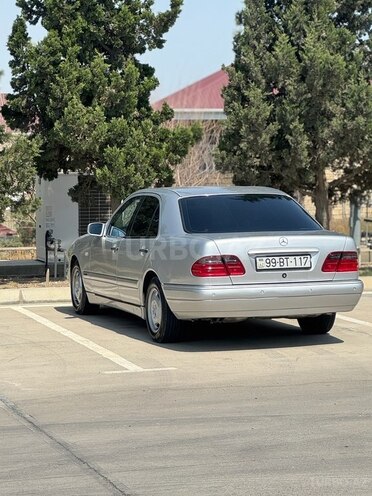 Mercedes E 240 1998, 400,000 km - 2.4 l - Bakı