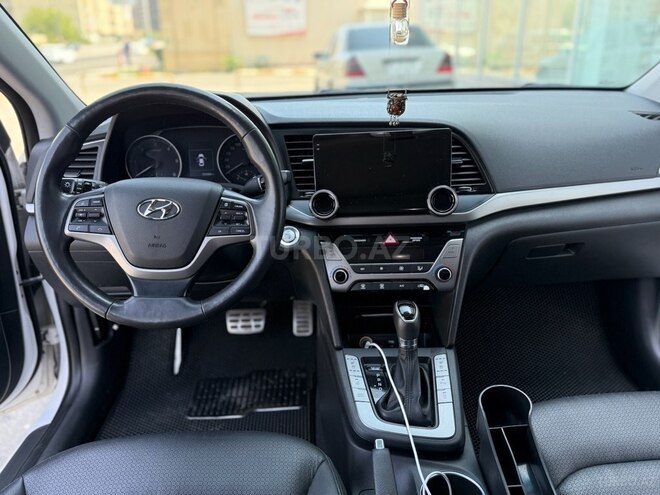 Hyundai Avante 2016, 123,000 km - 1.6 л - Bakı