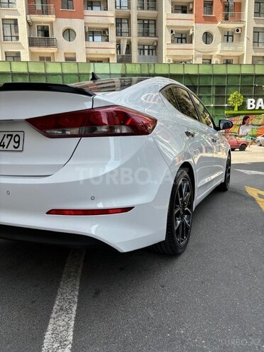 Hyundai Avante 2016, 123,000 km - 1.6 л - Bakı