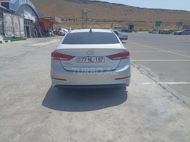 Hyundai Elantra 2017, 77,912 km - 2.0 л - Bakı