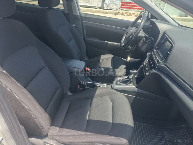 Hyundai Elantra 2017, 77,912 km - 2.0 л - Bakı