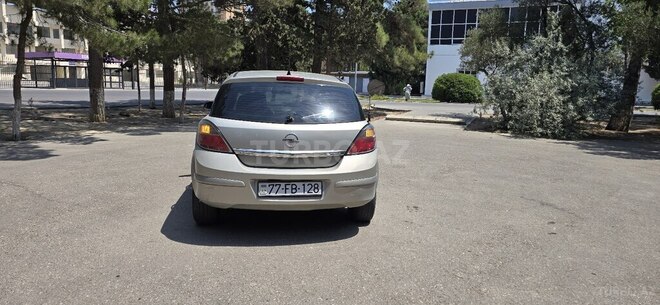 Opel Astra 2009, 210,236 km - 1.4 l - Bakı
