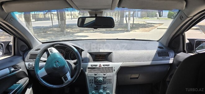 Opel Astra 2009, 210,236 km - 1.4 l - Bakı