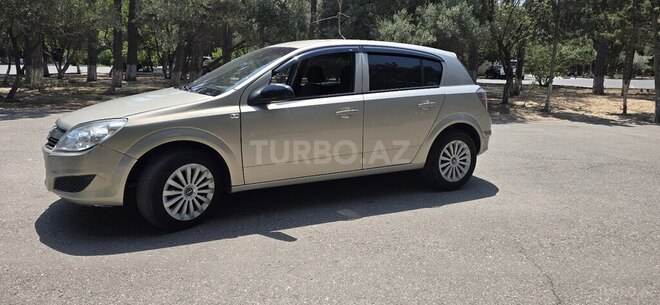 Opel Astra 2009, 210,236 km - 1.4 l - Bakı