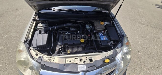 Opel Astra 2009, 210,236 km - 1.4 l - Bakı