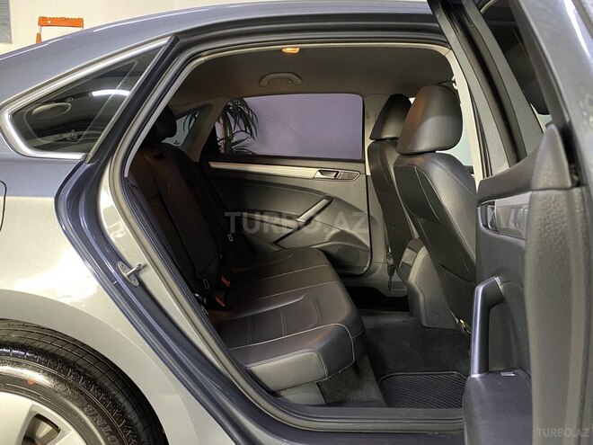 Volkswagen Passat-17