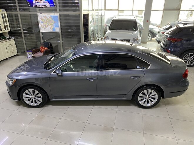 Volkswagen Passat-7