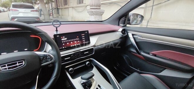Geely Coolray 2023, 26,000 km - 1.5 l - Bakı