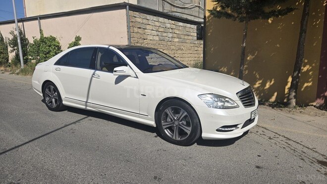 Mercedes S 500 2011, 200,000 km - 4.7 л - Bakı