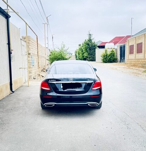 Mercedes E 220 d 4MATIC 2017, 190,000 km - 2.0 l - Bakı