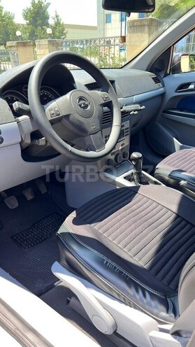 Opel Astra 2004, 272,000 km - 1.4 l - Bakı