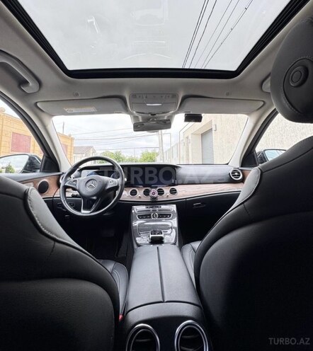 Mercedes E 220 d 4MATIC 2017, 190,000 km - 2.0 l - Bakı