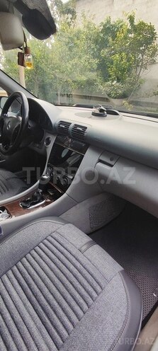 Mercedes C 220 d 2006, 423,214 km - 2.2 l - Bakı