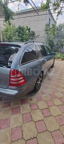 Mercedes C 220 d 2006, 423,214 km - 2.2 l - Bakı