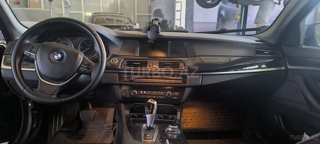 BMW 520 2010, 250,000 km - 2.0 l - Bakı