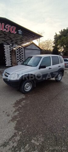 Chevrolet Niva 2017, 47,500 km - 1.7 l - Quba