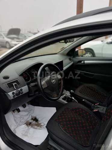 Opel Astra 2006, 300,000 km - 1.3 l - Gəncə