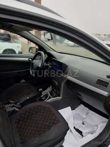 Opel Astra 2006, 300,000 km - 1.3 l - Gəncə