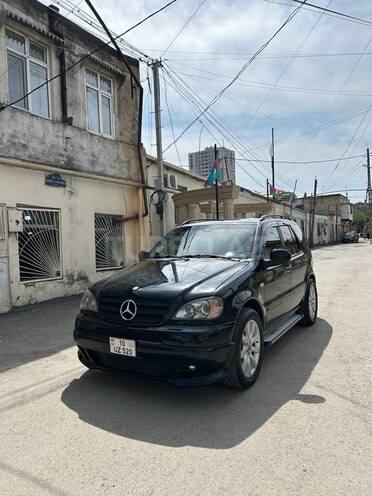 Mercedes ML 320 4MATIC 2000, 293,000 km - 3.2 л - Bakı