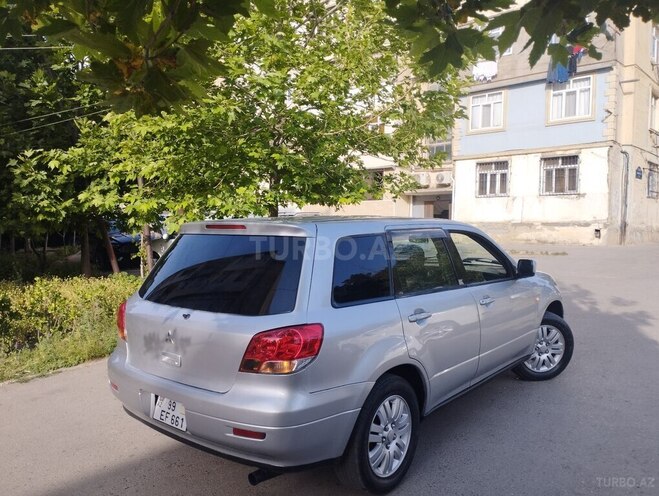 Mitsubishi Airtrek 2002, 286,415 km - 2.0 l - Sumqayıt