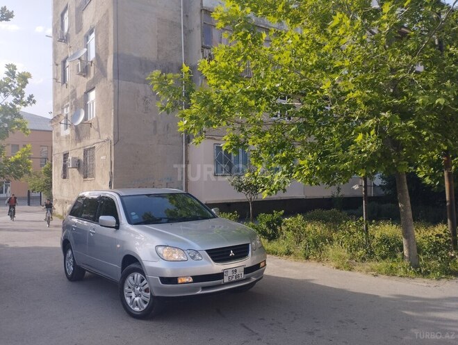 Mitsubishi Airtrek 2002, 286,415 km - 2.0 l - Sumqayıt