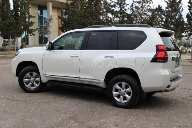 Toyota Land Cruiser Prado 2013, 170,000 km - 2.7 l - Bakı