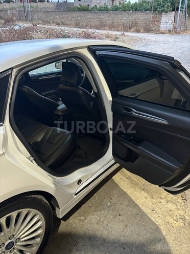 Ford Fusion (North America) 2015, 243,000 km - 2.0 л - Bakı