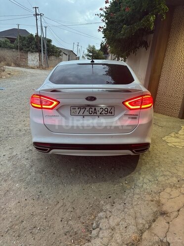 Ford Fusion (North America) 2015, 243,000 km - 2.0 л - Bakı