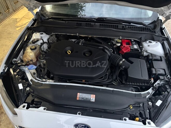 Ford Fusion (North America) 2015, 243,000 km - 2.0 л - Bakı
