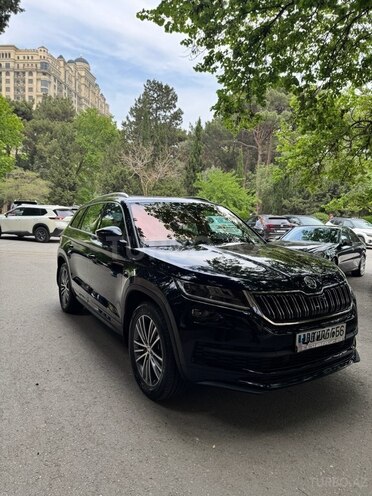 Skoda Kodiaq 2020, 86,000 km - 2.0 л - Bakı