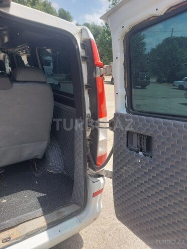 Mercedes Vito 109 2010, 300,000 km - 2.2 l - Bakı