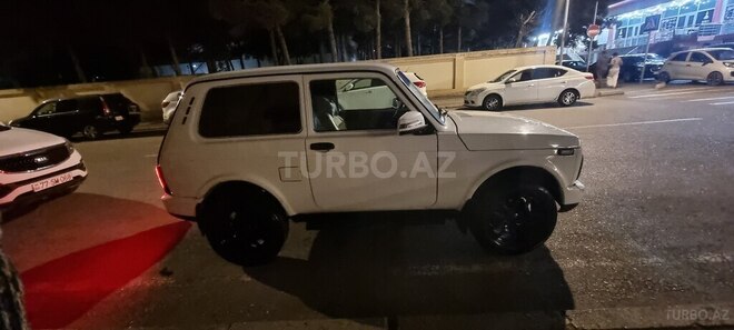 LADA (VAZ) Niva 2001, 267,000 km - 1.7 л - Bakı