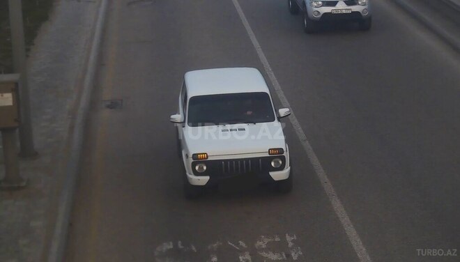 LADA (VAZ) Niva 2001, 267,000 km - 1.7 л - Bakı