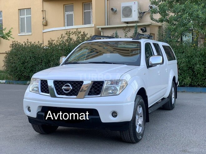 Nissan Navara 2013, 195,000 km - 2.5 l - Bakı