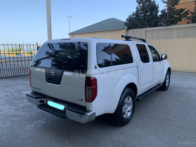 Nissan Navara 2013, 195,000 km - 2.5 l - Bakı