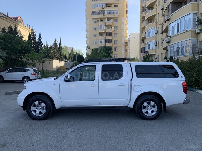 Nissan Navara 2013, 195,000 km - 2.5 l - Bakı
