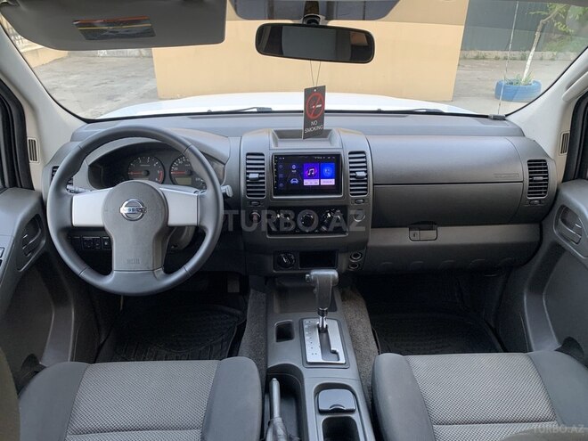 Nissan Navara 2013, 195,000 km - 2.5 l - Bakı