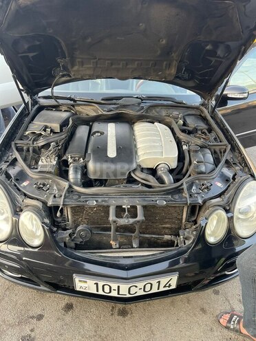 Mercedes E 270 2002, 390,000 km - 2.7 l - Bakı