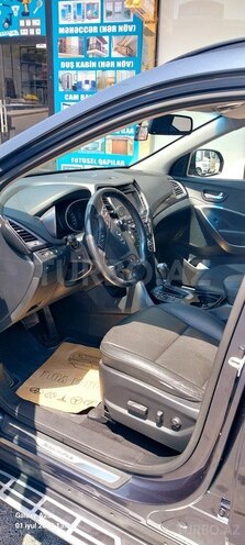 Hyundai Santa Fe-9