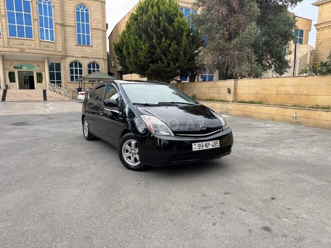 Toyota Prius-2