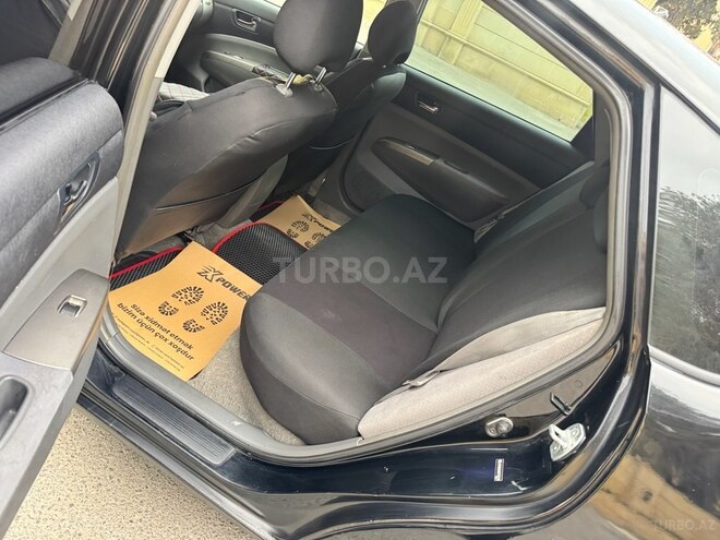Toyota Prius-12