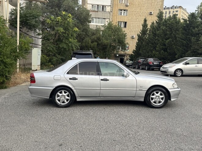 Mercedes C 200 1999, 352,555 km - 2.0 l - Bakı