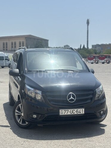 Mercedes  2018, 206,347 km - 2.0 l - Bakı