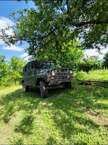 UAZ 469 1988, 123,456 km - 2.4 l - Quba