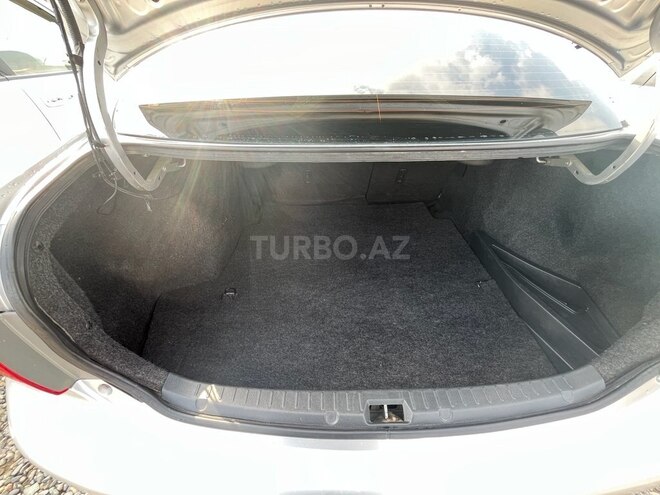 Toyota Corolla 2010, 370,000 km - 1.4 l - Tovuz